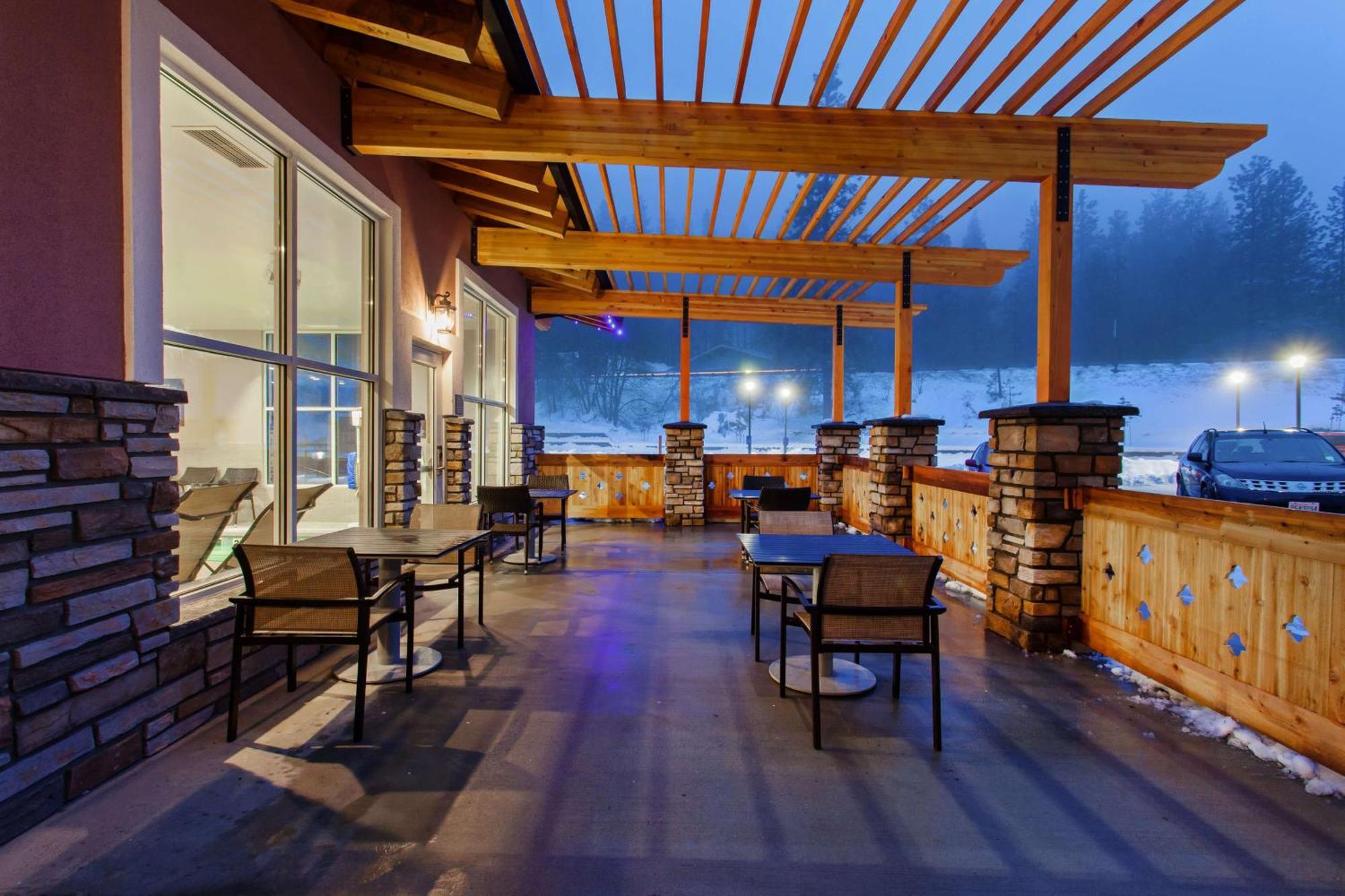 Hampton Inn & Suites Левенуэрт Экстерьер фото